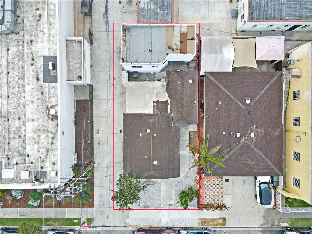 2514 Clarendon Avenue Property Photo 10