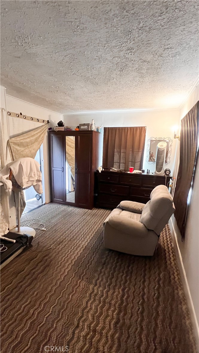 2514 Clarendon Avenue Property Photo 23