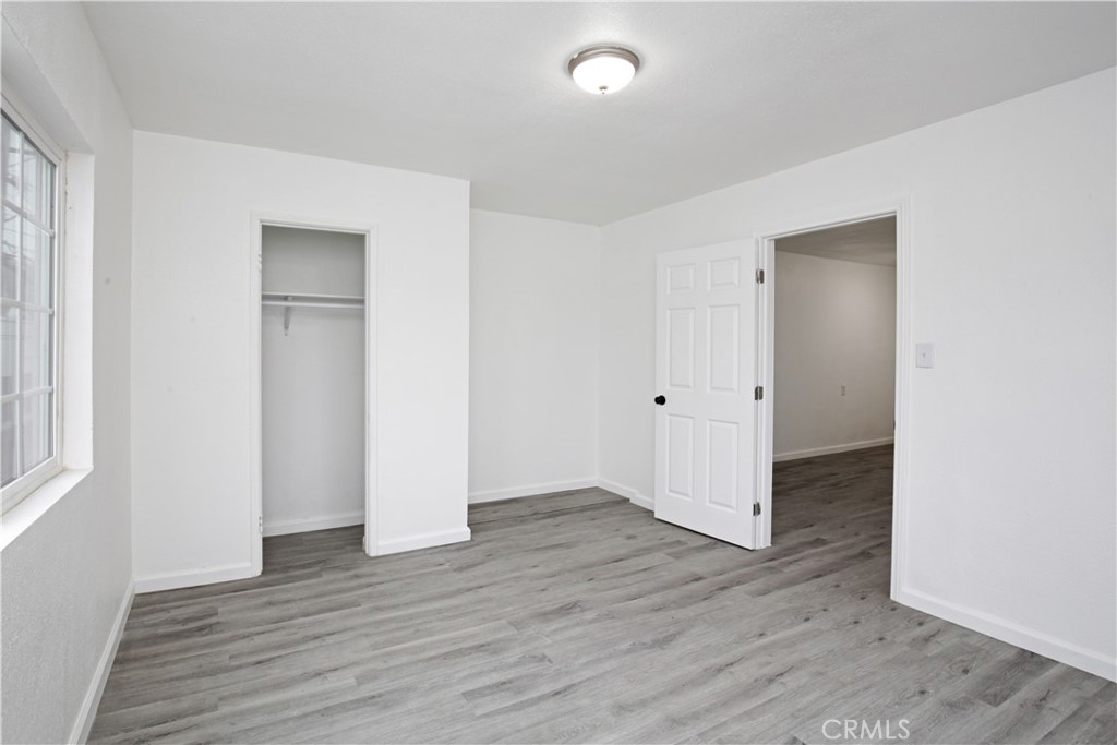 2514 Clarendon Avenue Property Photo 38