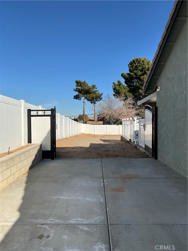 7815 Pismo Avenue Property Photo 4