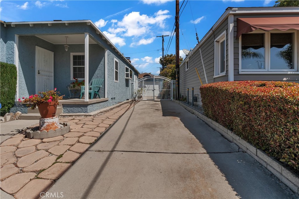 4827 West Broadway Property Photo 23