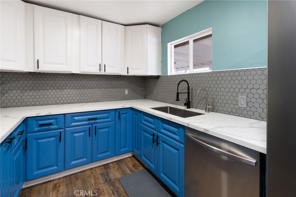 1005 E Lynwood Drive Property Photo 13