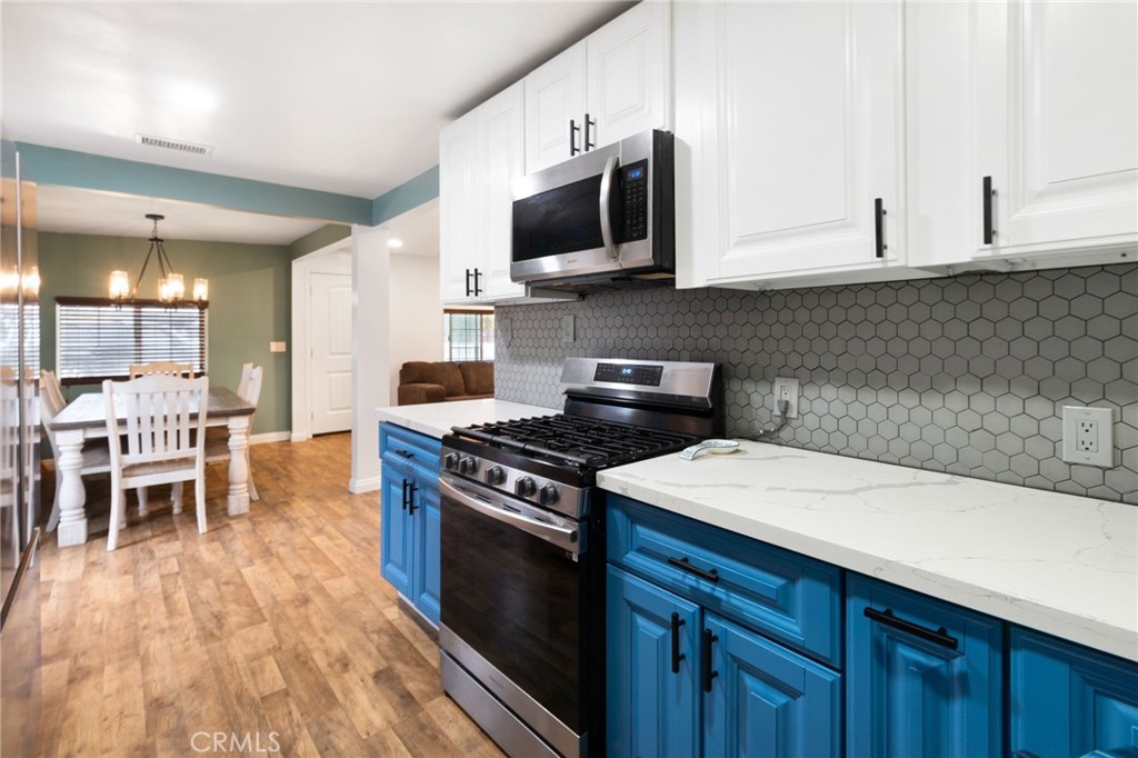 1005 E Lynwood Drive Property Photo 14
