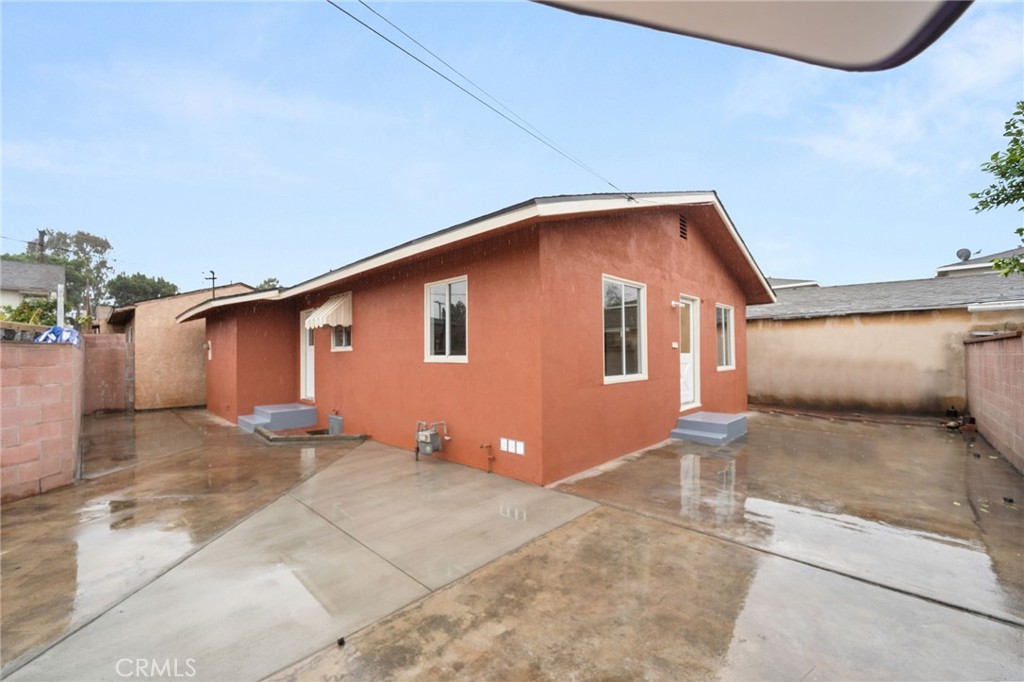 6816 Bear Avenue Property Photo