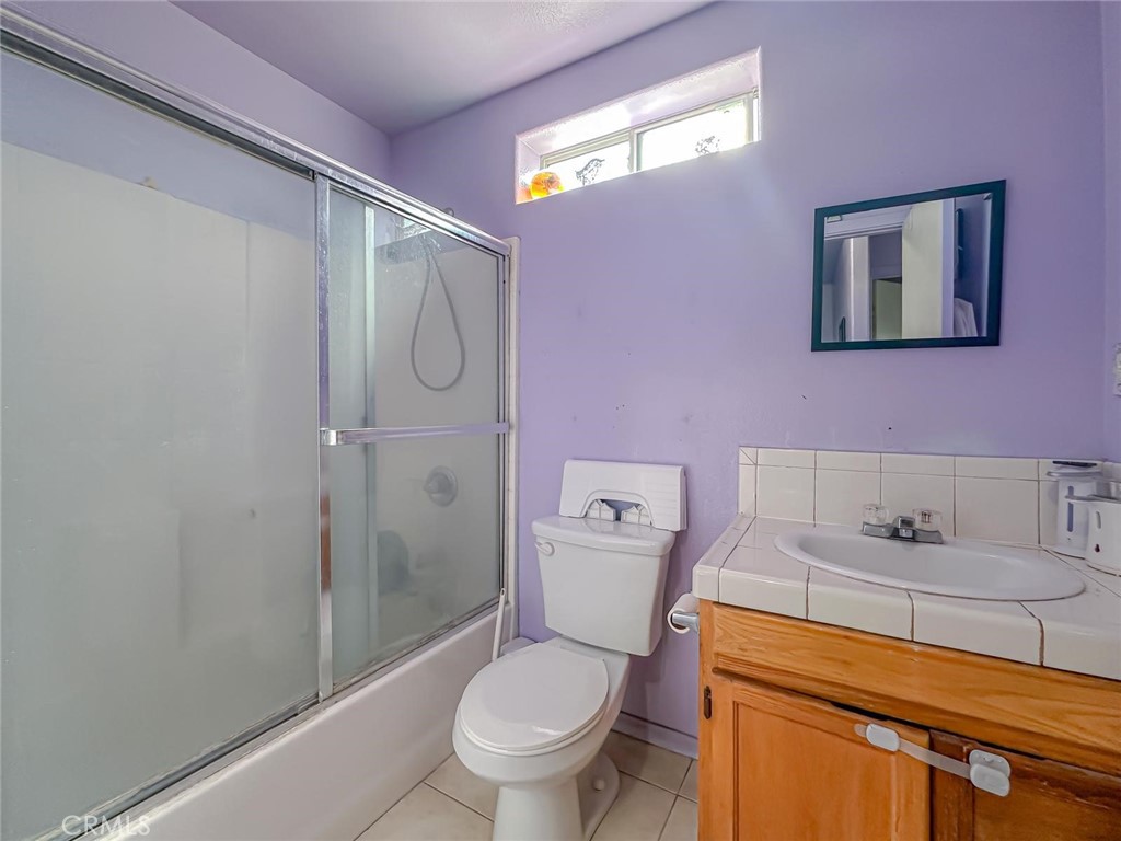 300 W 121st Street W Property Photo 38