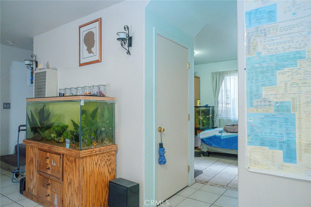 300 W 121st Street W Property Photo 45