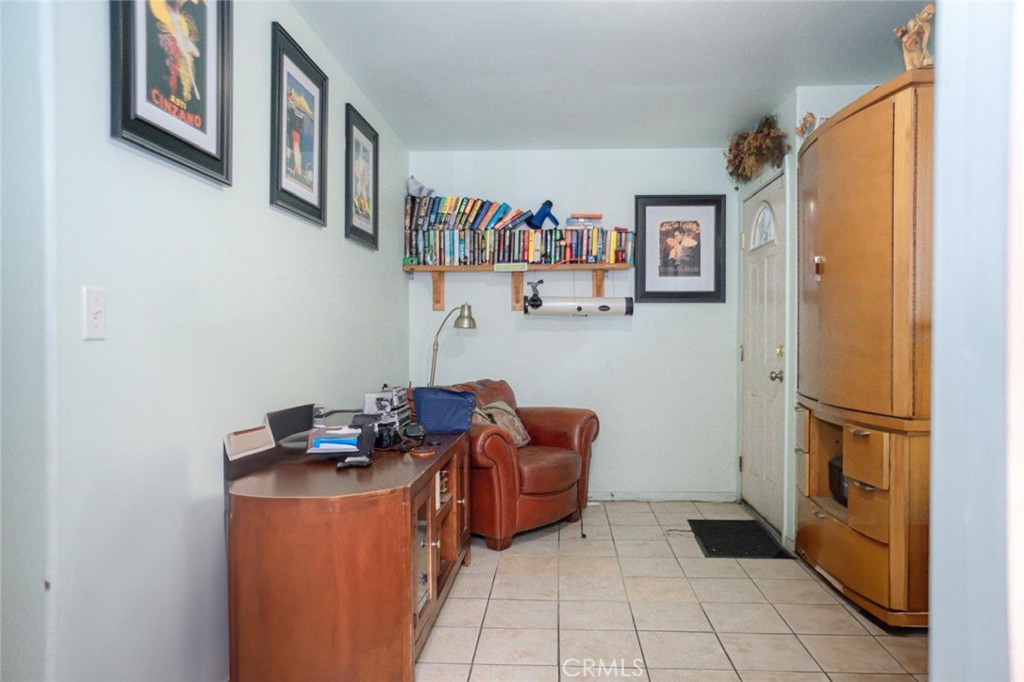 300 W 121st Street W Property Photo 46