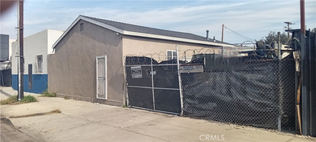 10513 Dolores Avenue Property Photo