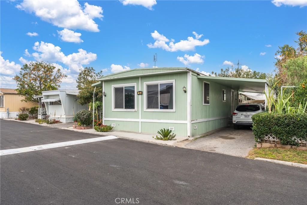 2160 W Rialto Avenue 122 Property Photo 2