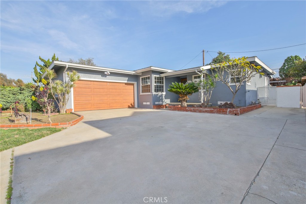 9078 Angell Street Property Photo