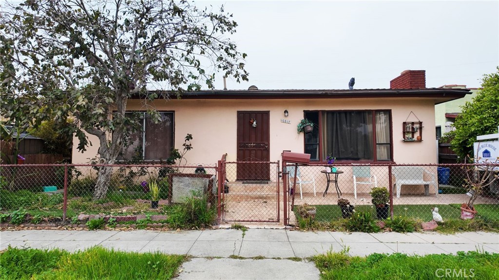 10813 State Street Property Photo
