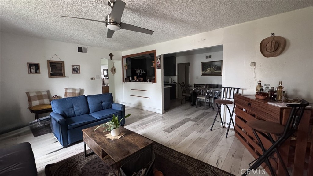 10813 State Street Property Photo 1