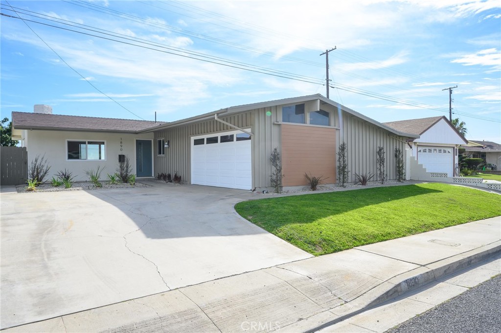 1890 College View Drive Property Photo