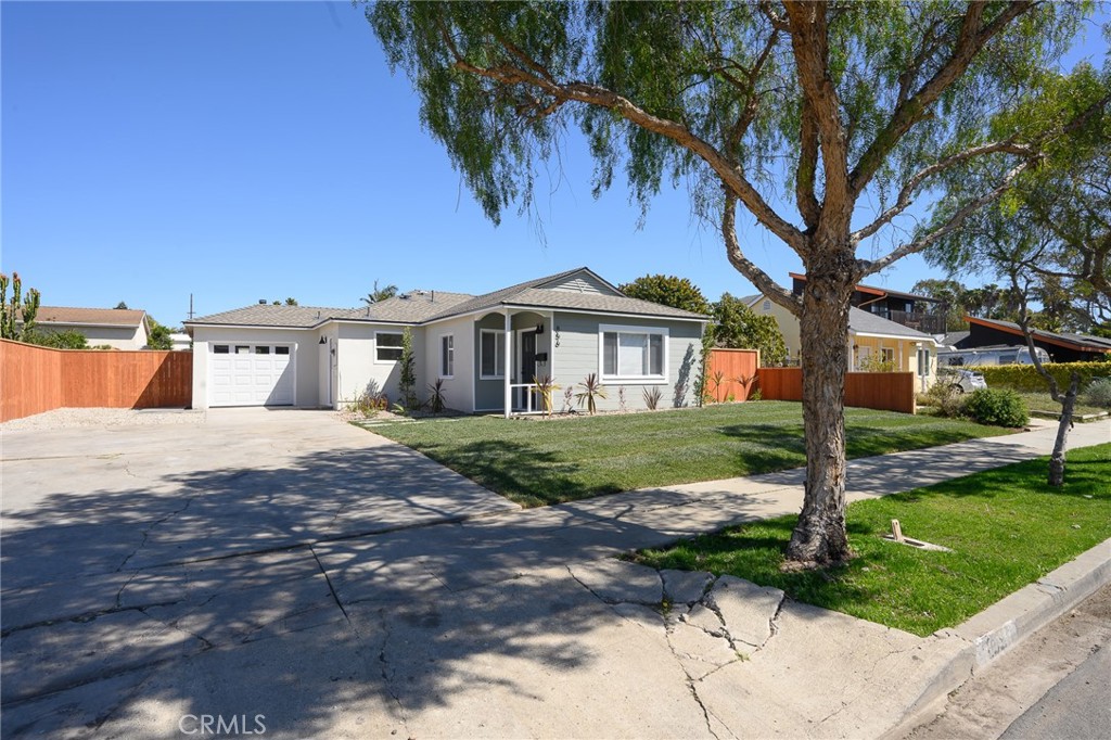 856 W 29th Street Property Photo
