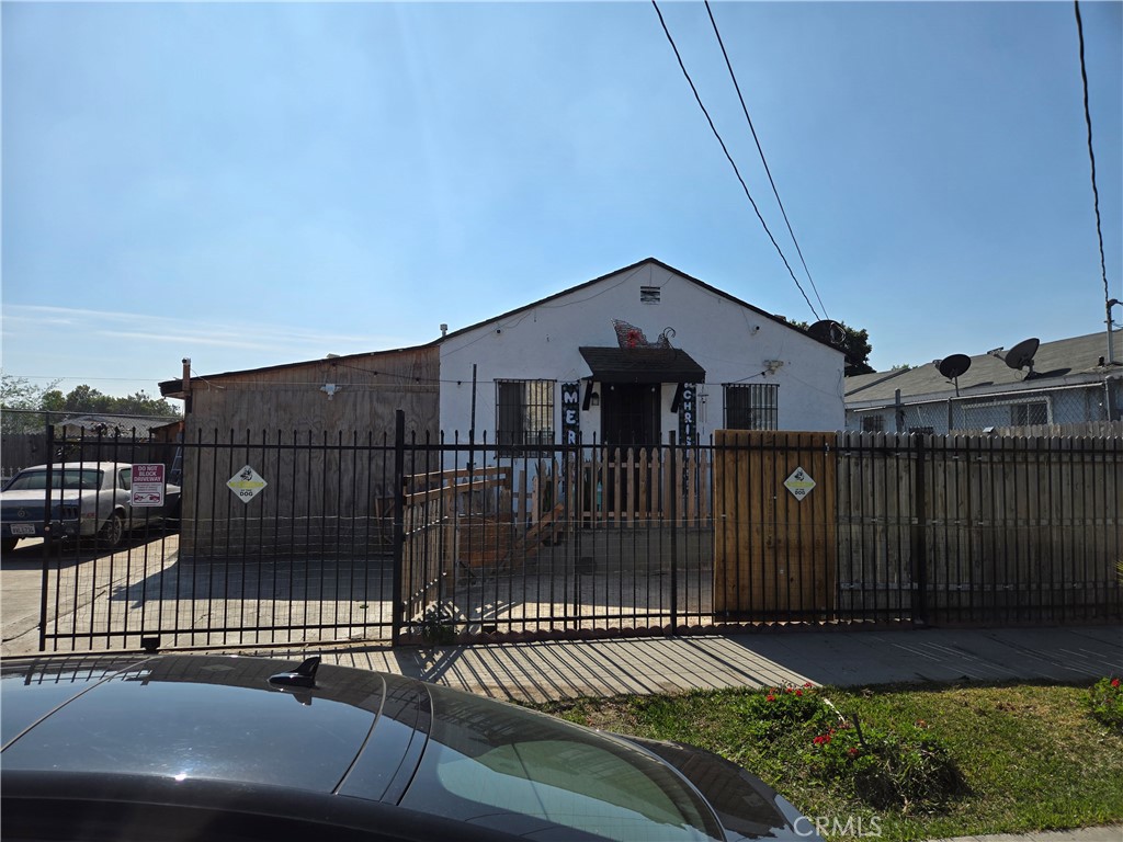 1644 E 109th Street Property Photo