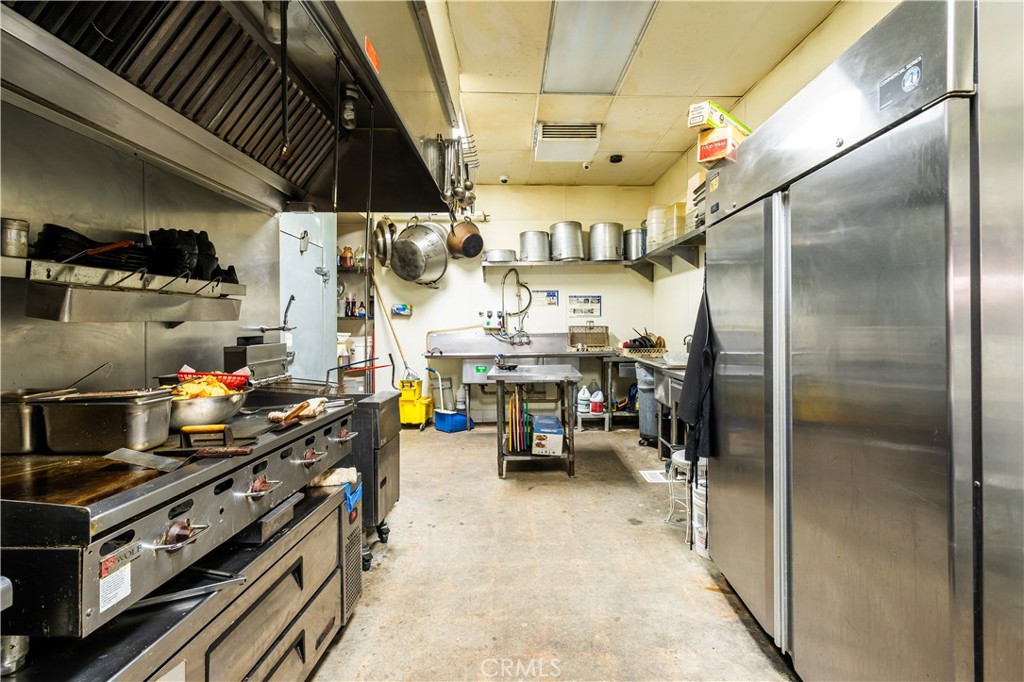 12019 Garfield Avenue Property Photo 23