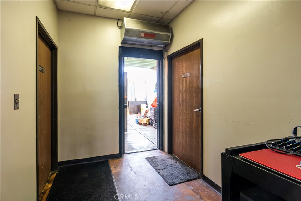 12019 Garfield Avenue Property Photo 29