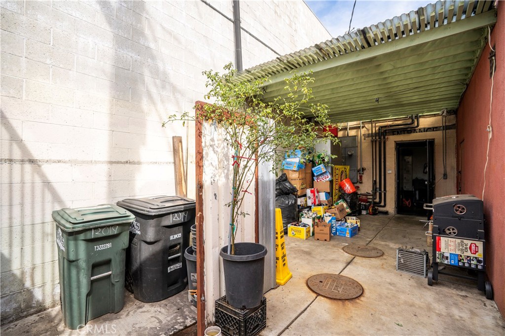 12019 Garfield Avenue Property Photo 33