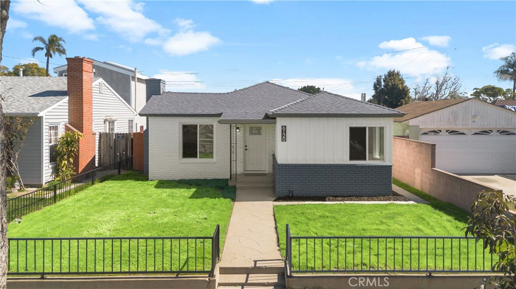 6120 California Avenue Property Photo
