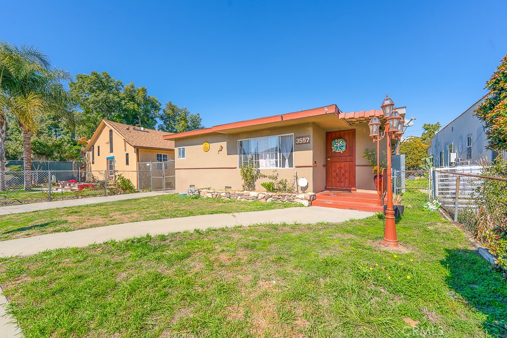 3557 Palm Avenue Property Photo