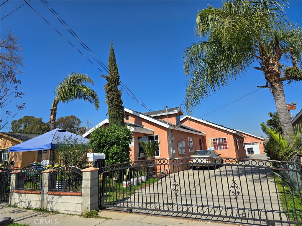 4001 Flower Street Property Photo 1