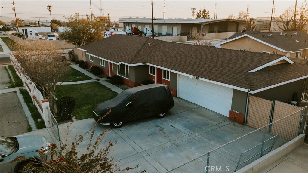 14696 Ceres Avenue Property Photo 3