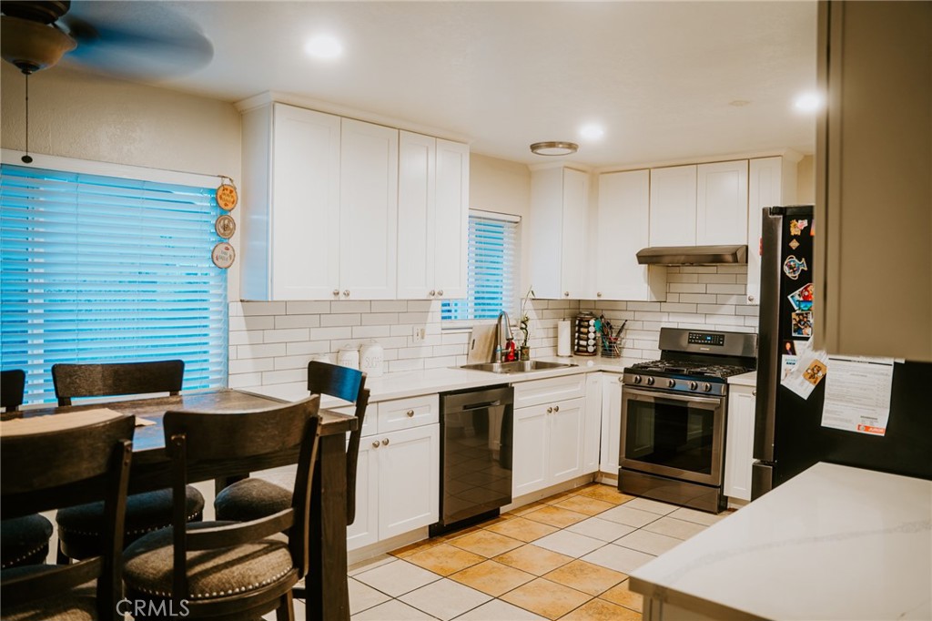 14696 Ceres Avenue Property Photo 8