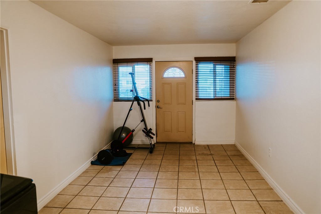 14696 Ceres Avenue Property Photo 11