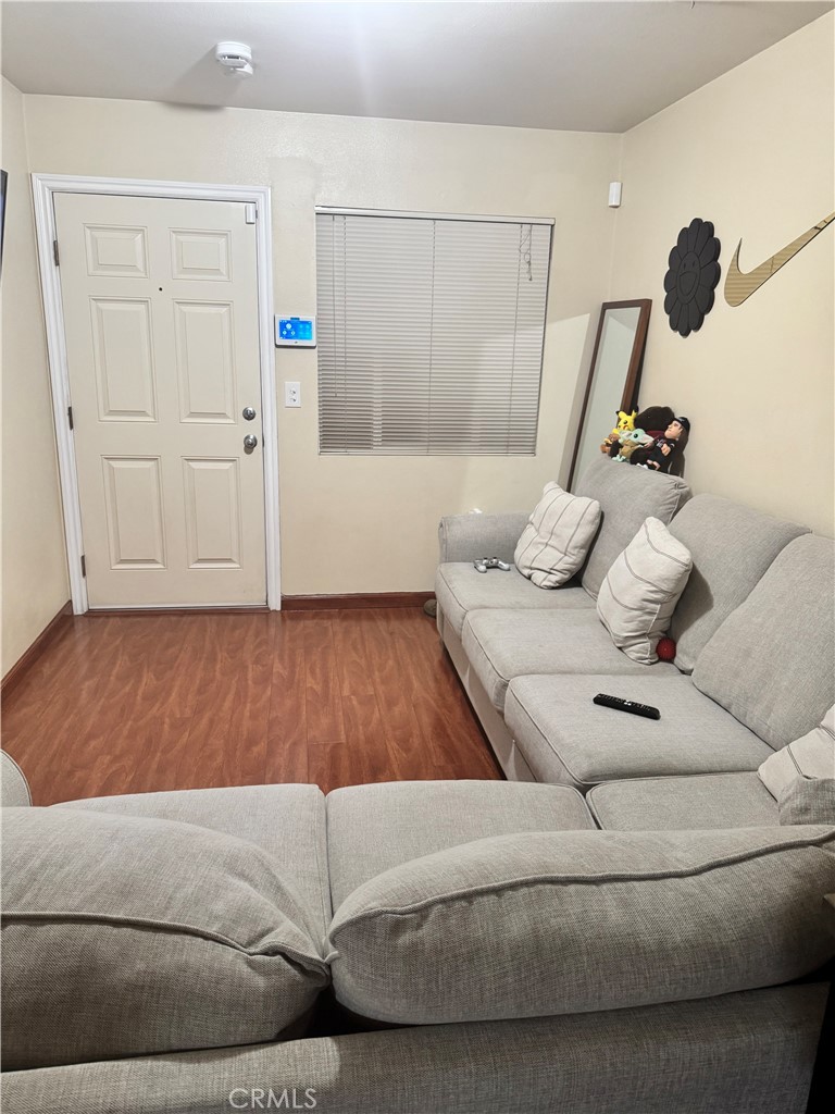 2432 Fairmount Street Property Photo 6