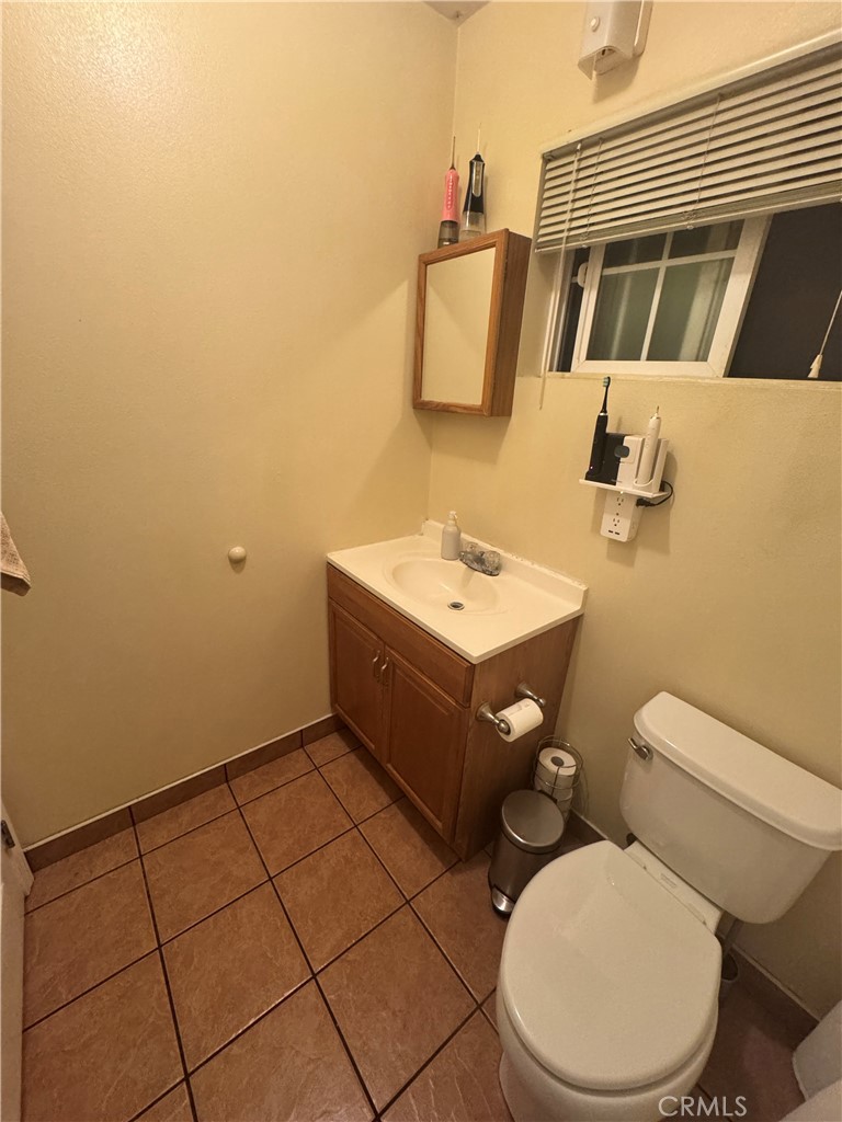 2432 Fairmount Street Property Photo 12
