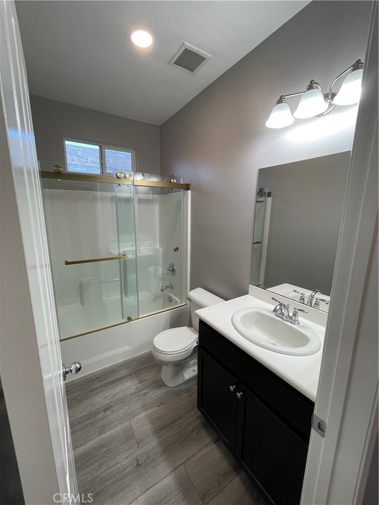 16001 Chase Road 43 Property Photo 20