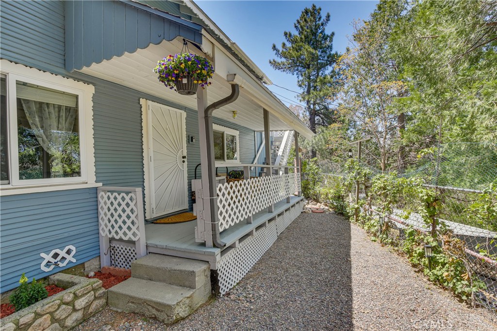 593 Arbula Drive Property Photo 1