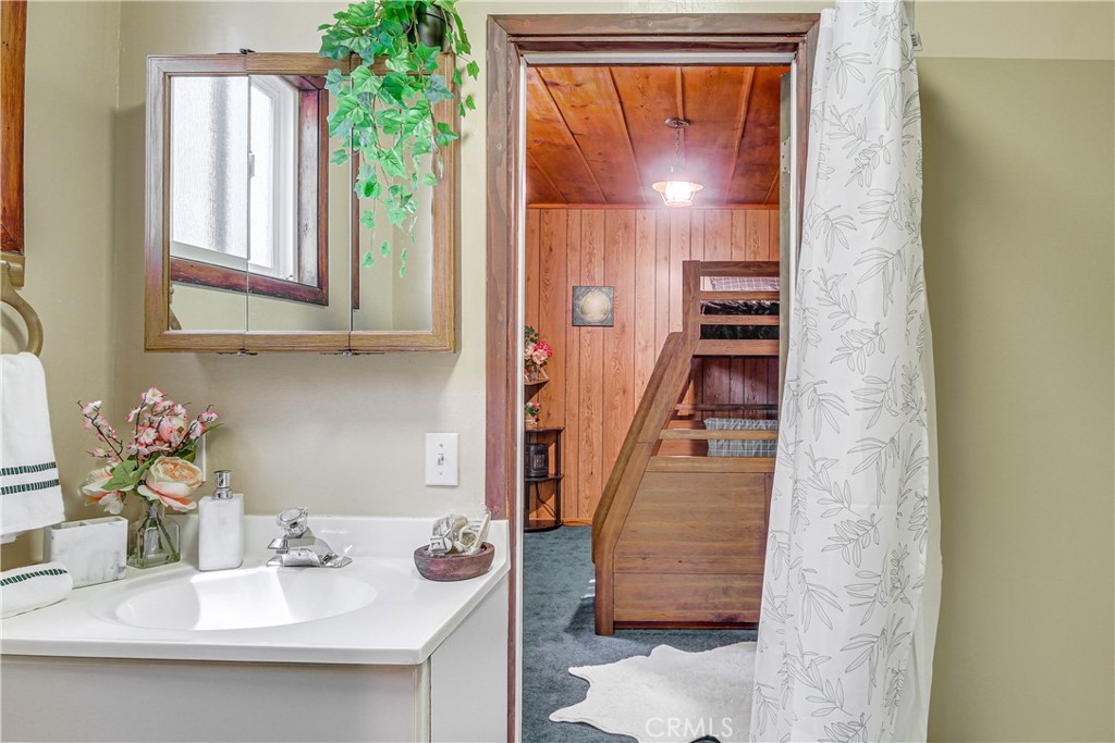 593 Arbula Drive Property Photo 19
