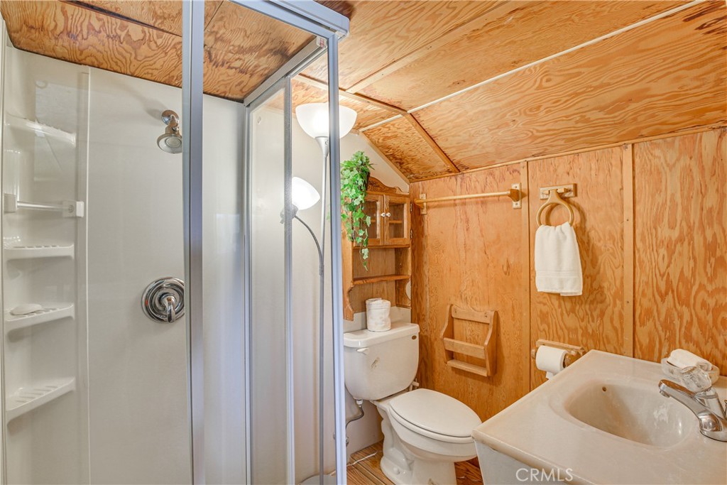 593 Arbula Drive Property Photo 23