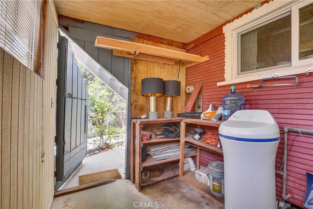 593 Arbula Drive Property Photo 28