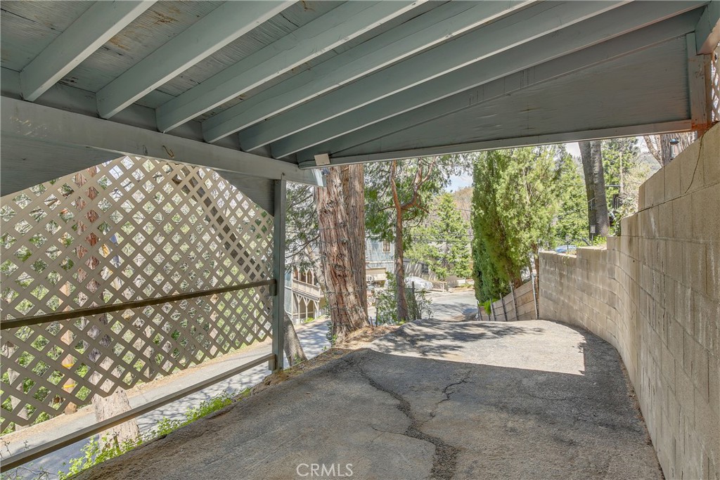 593 Arbula Drive Property Photo 34