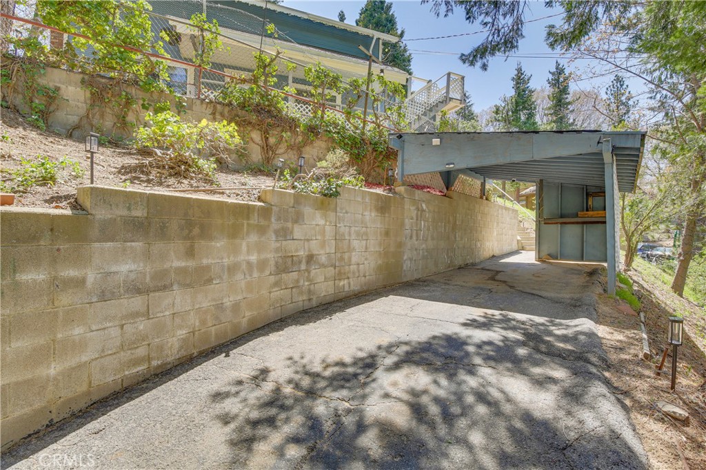 593 Arbula Drive Property Photo 35