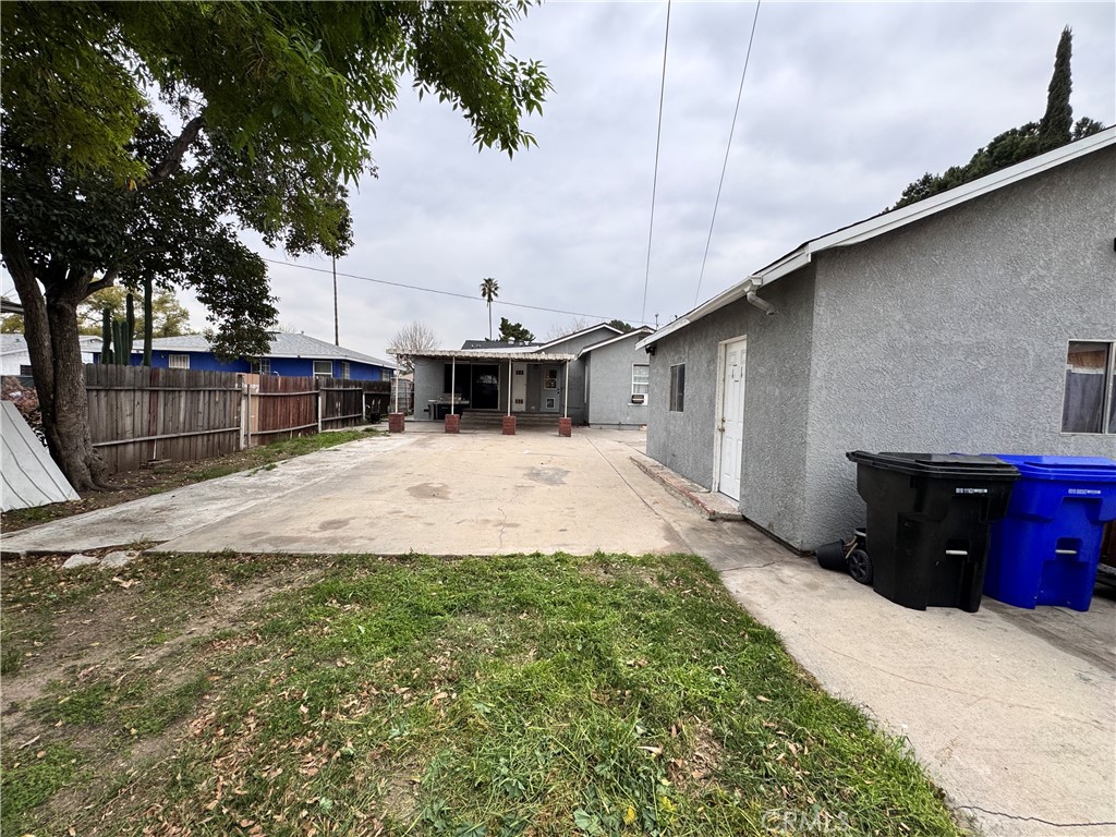 1737 N Lugo Avenue Property Photo 6
