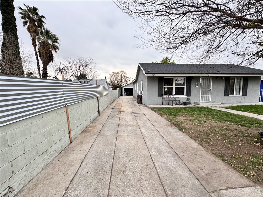 1737 N Lugo Avenue Property Photo 9