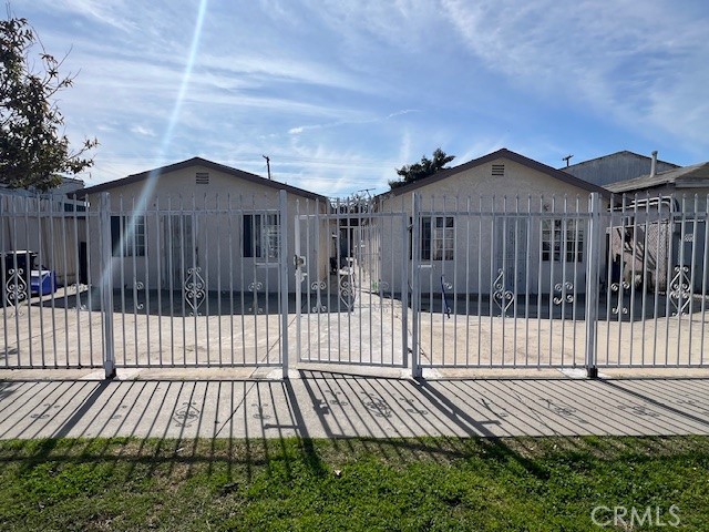 2636 E 126th Street Property Photo