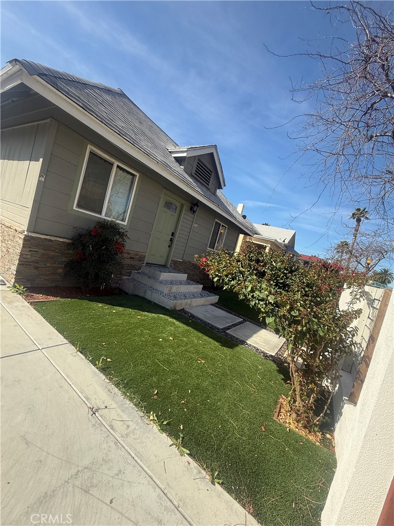 649 W 6th Street Property Photo 7