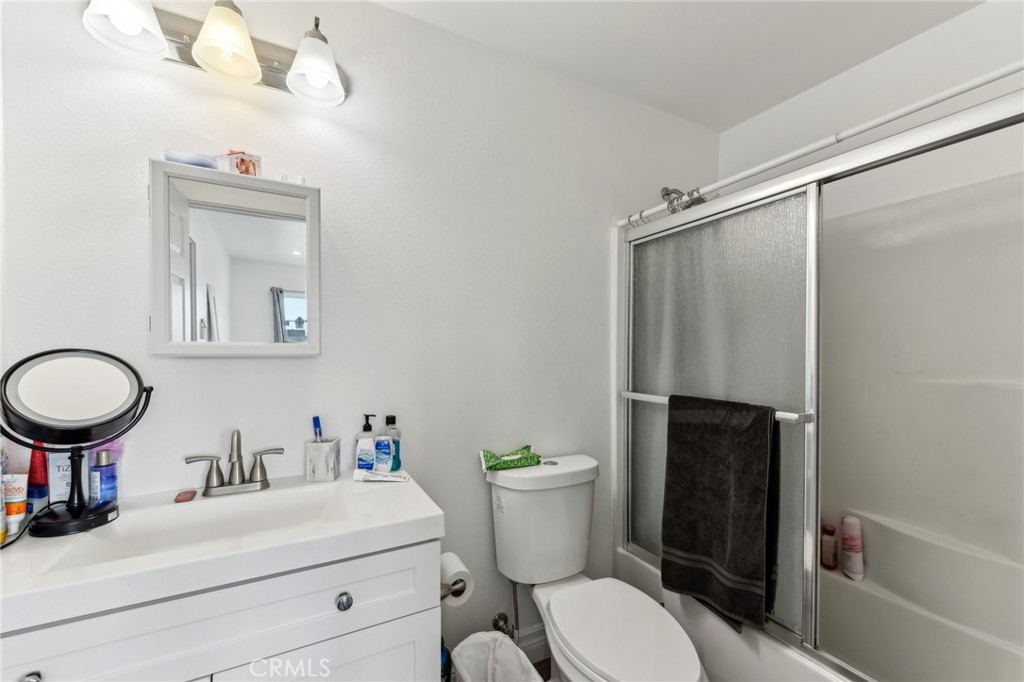 9320 Long Beach Boulevard Property Photo 17