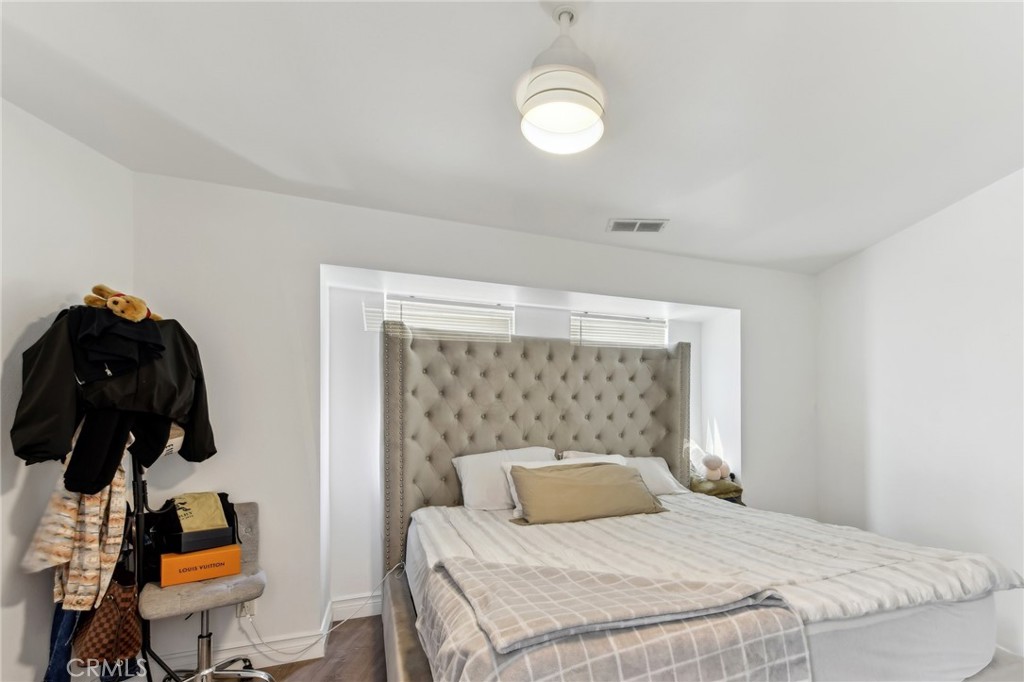 9320 Long Beach Boulevard Property Photo 18