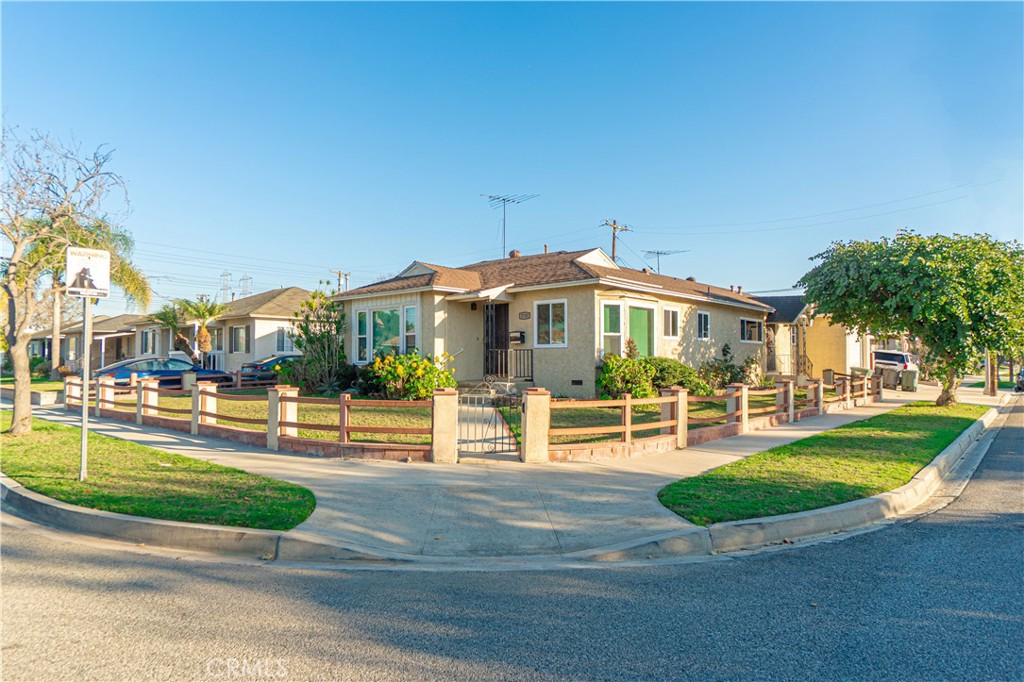 5702 Mcauley Street Property Photo