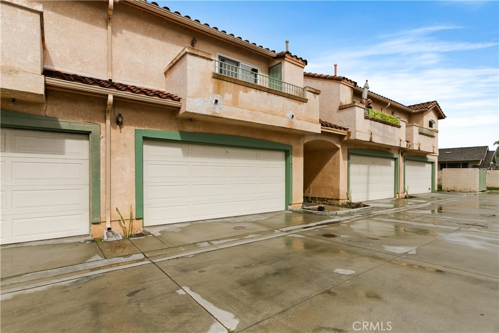 90242 Real Estate Listings Main Image