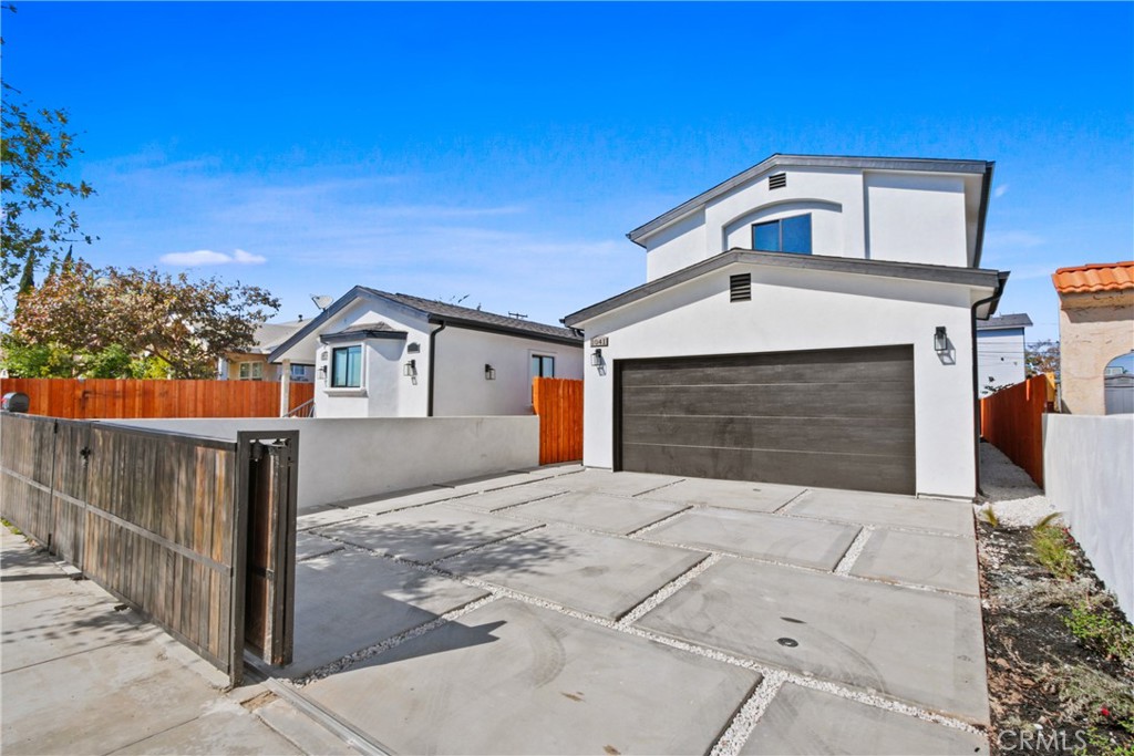 1041 W 89th Street Property Photo