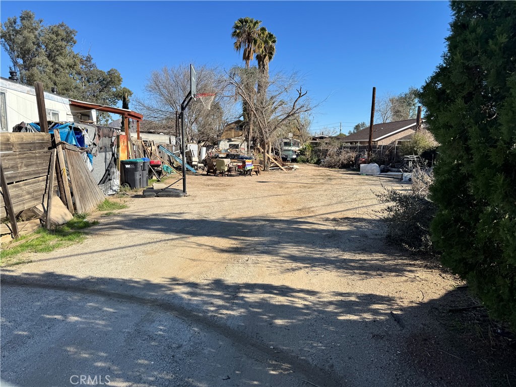 25908 Sherman Road Property Photo 3