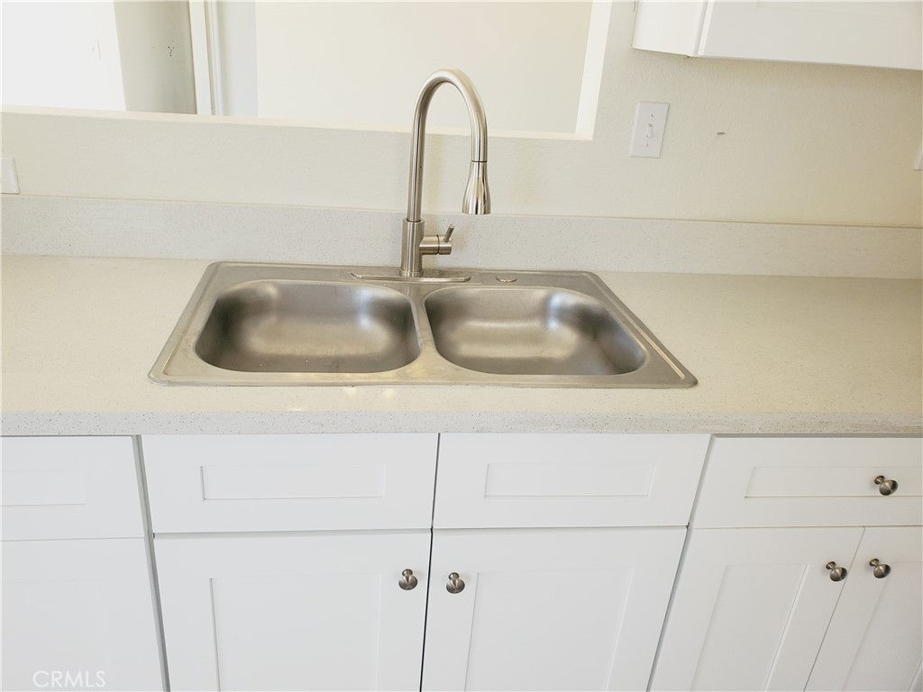 10695 Plainfield Street Property Photo 12