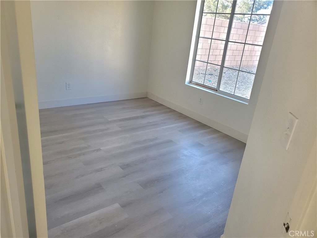 10695 Plainfield Street Property Photo 13