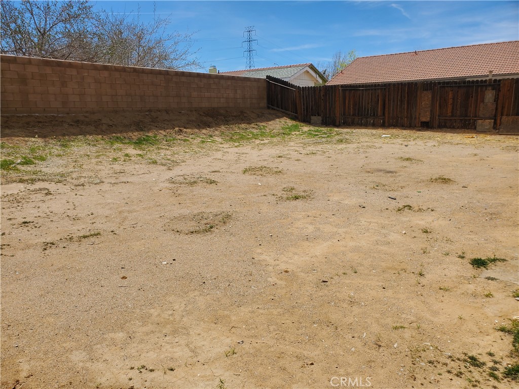 10695 Plainfield Street Property Photo 28